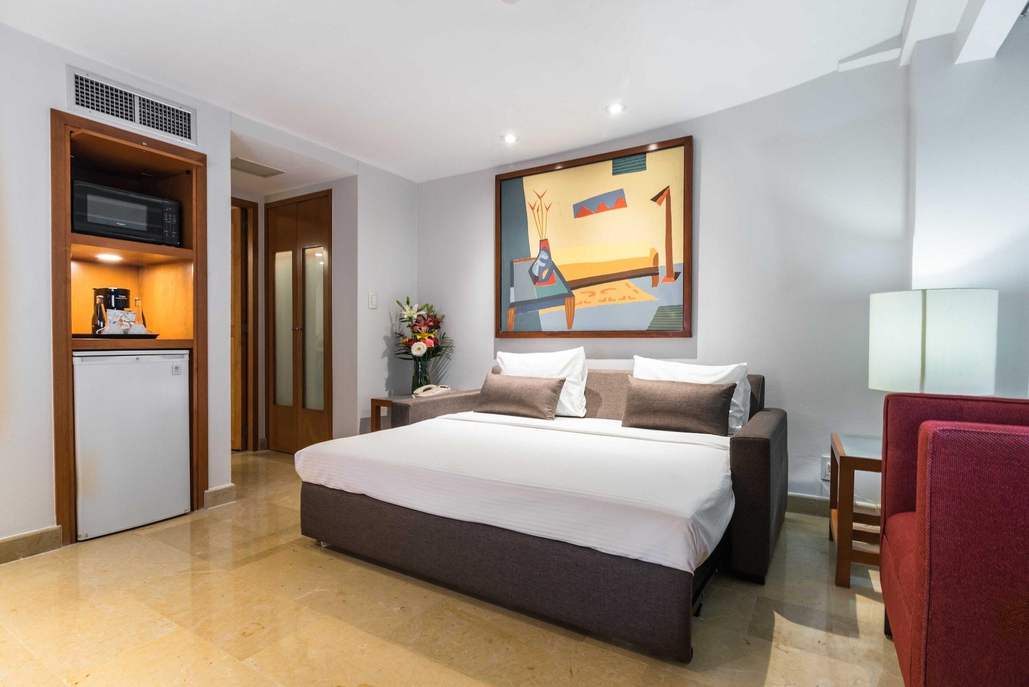 Eurostars Zona Rosa Suites Мехіко Екстер'єр фото A room at the hotel
