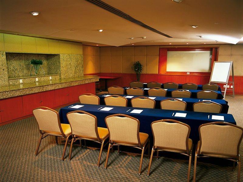 Eurostars Zona Rosa Suites Мехіко Екстер'єр фото A typical meeting room