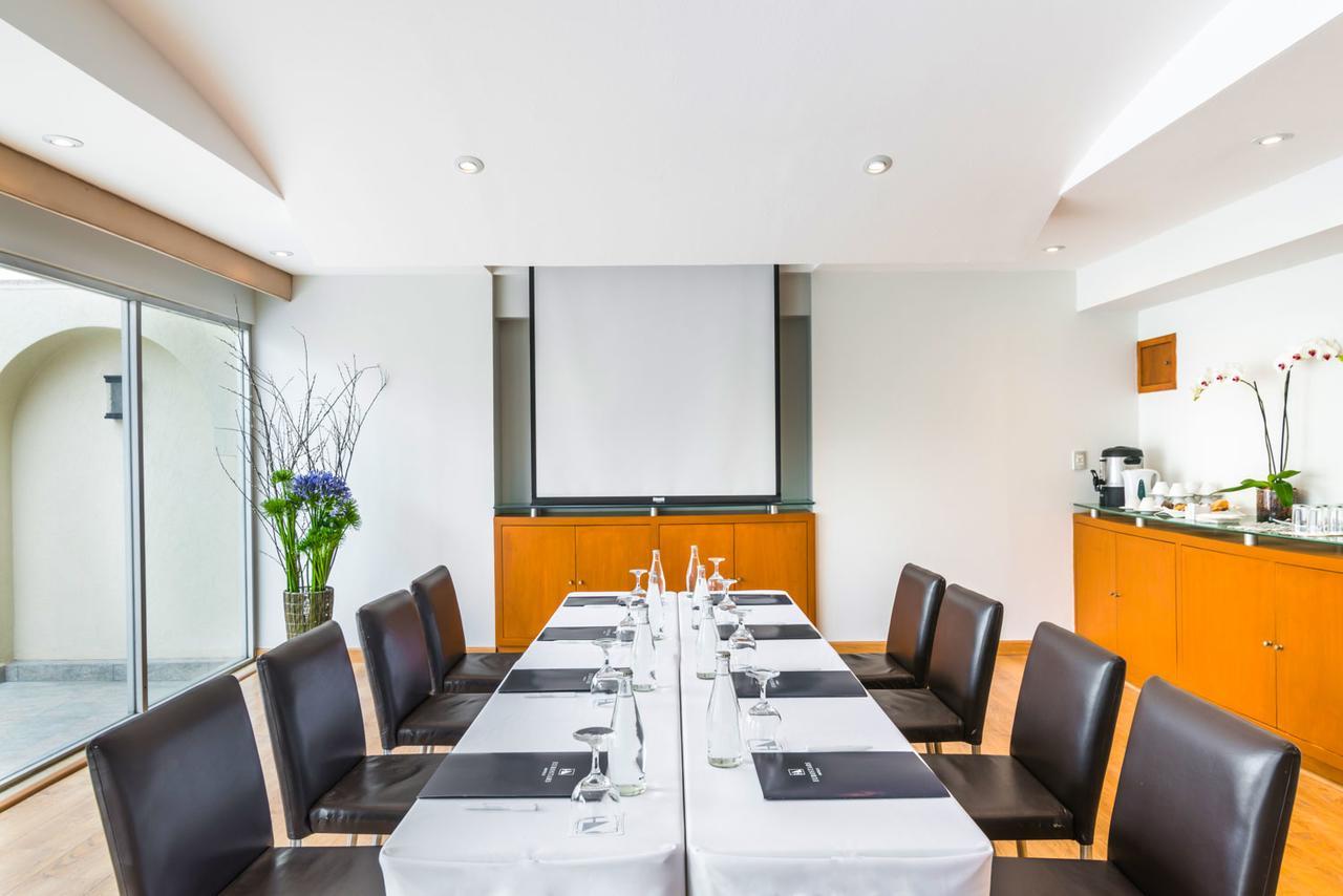 Eurostars Zona Rosa Suites Мехіко Екстер'єр фото Meeting room