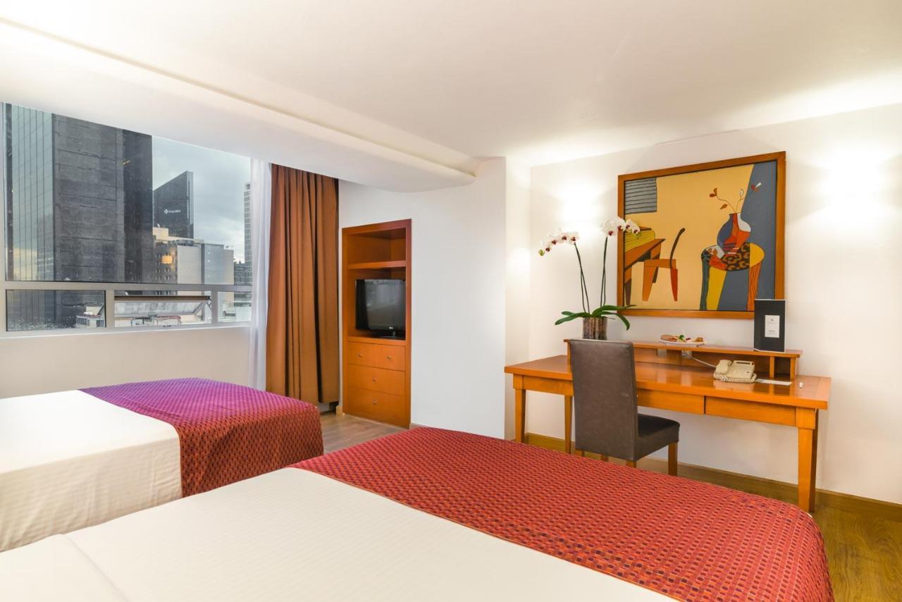 Eurostars Zona Rosa Suites Мехіко Екстер'єр фото A room at the hotel