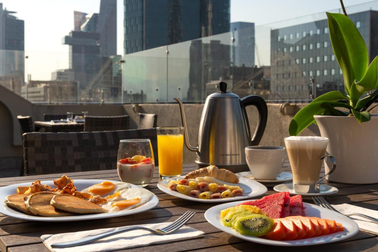 Eurostars Zona Rosa Suites Мехіко Екстер'єр фото Breakfast at the hotel